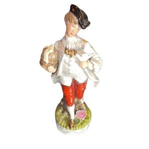 VINTAGE GERMAN STATUE PORCELAIN GENTLEMAN TO THE BIRD